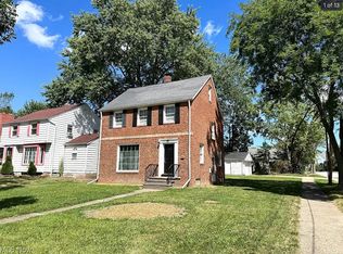 20715 E Ridgewood Rd, Beachwood, OH 44122