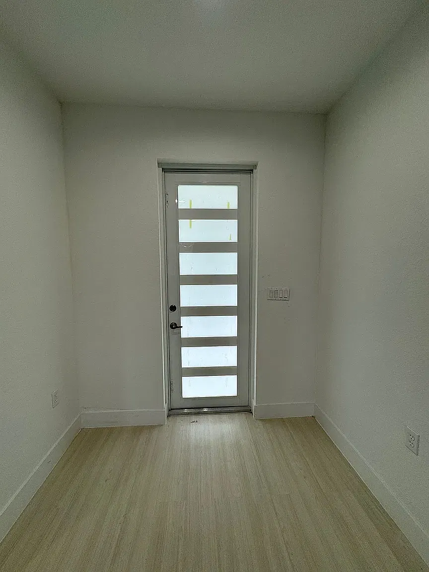 4 bed, 1673 sqft, $2,350 — Photo 2