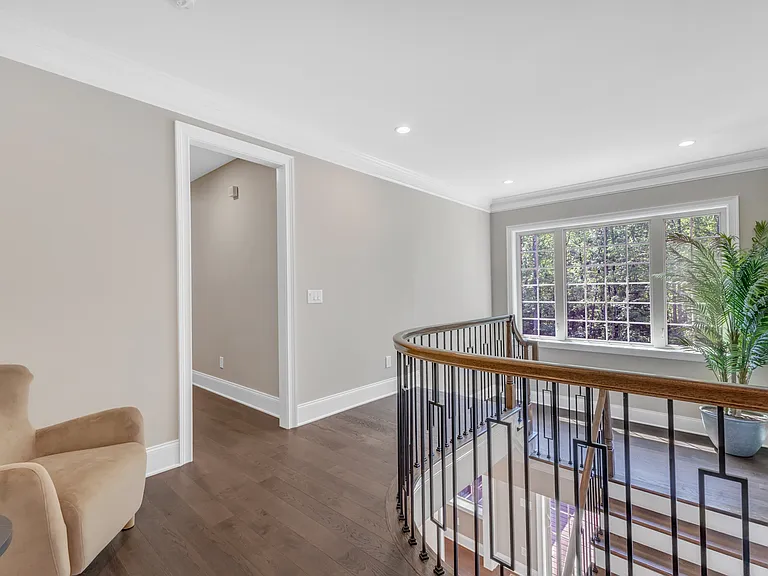 7304 Hasentree Club Dr — Photo 32