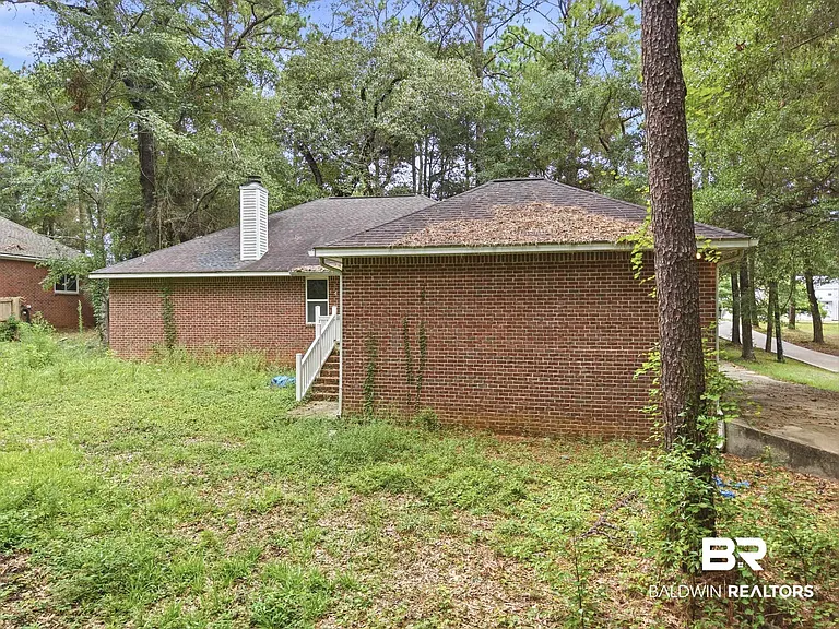 905 Ryan Ave — Photo 25