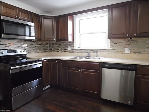 2nd image of 1735 11th St