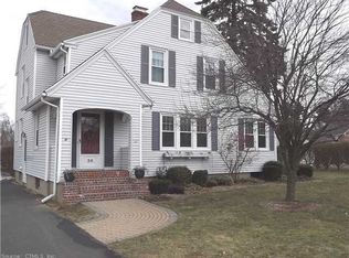 20 Hillcrest Rd, Windsor, CT 06095