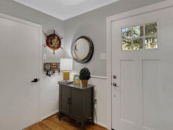 3rd image of 154 Villa Way