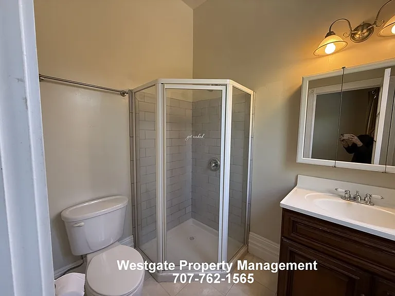 728 Petaluma Blvd S — Photo 10