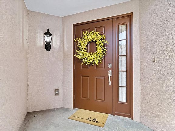 2nd image of 852 Lantern Way