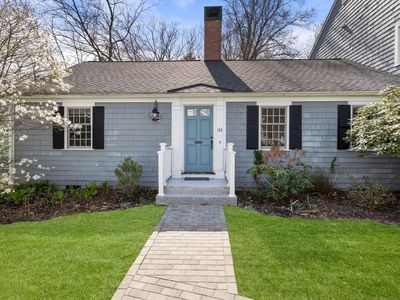 105 Jericho Rd, Weston, MA, 02493