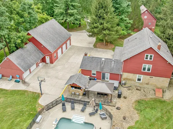 1444 Blue Jay Rd, Heath, OH 43056