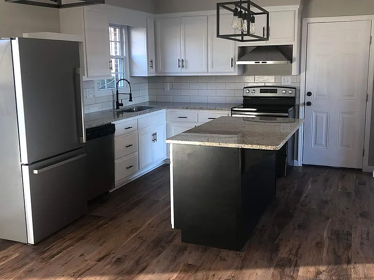 567 Cynthia Dr — Photo 11