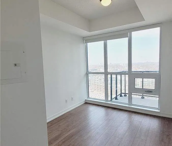 49 E Liberty St #2310 — Photo 7