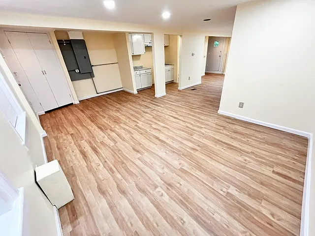 407 Temple St #B — Photo 3
