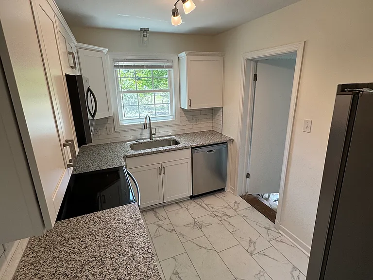 3712 Westcliffe Ave — Photo 6
