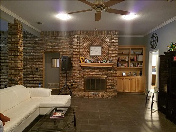 4th image of 5418 Emerald Park Blvd