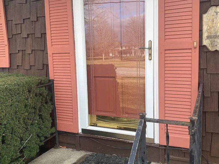 2563 Main St — Photo 18