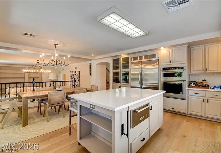 7686 Gossamer Wind St — Photo 13