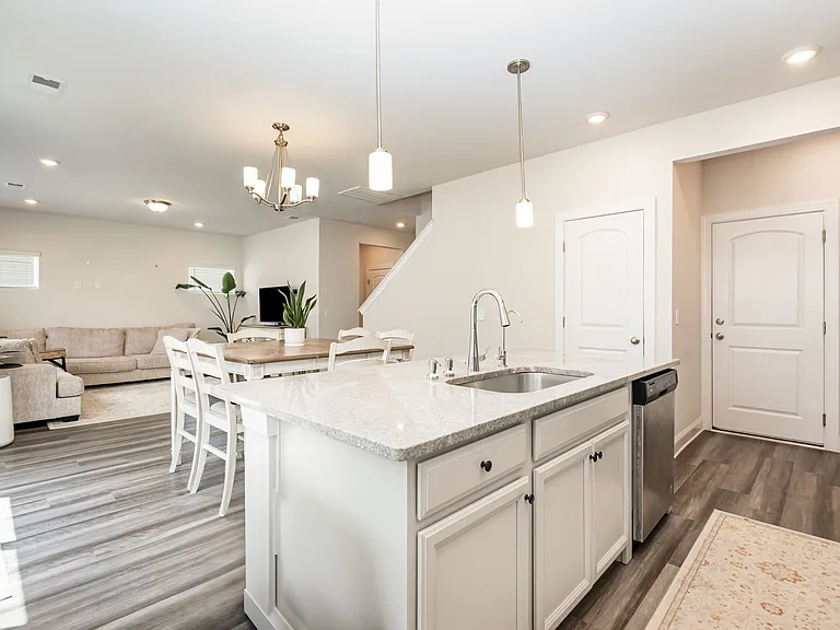 1063 Holland Ridge Way — Photo 7