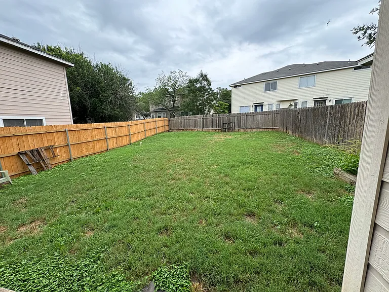 129-131 Cedargrove #129 — Photo 16
