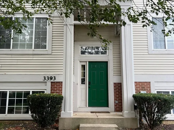 3393 Ravinia Cir, Aurora, IL 60504