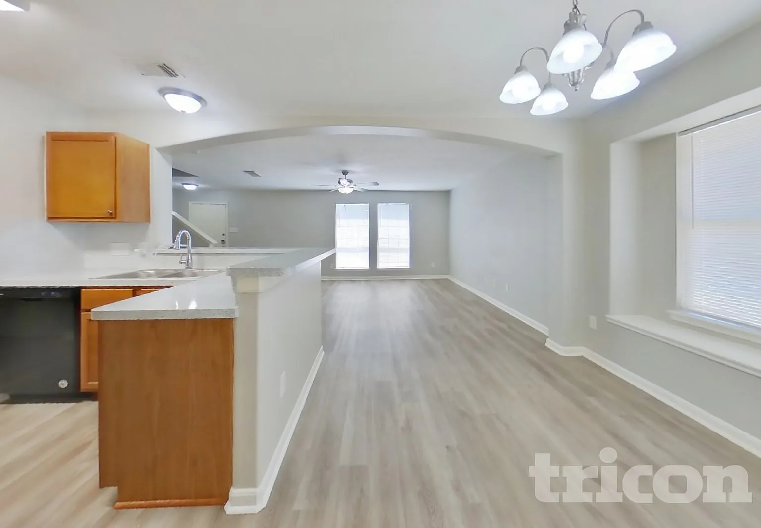 5473 N Buffalo Circle Willis TX — Photo 3