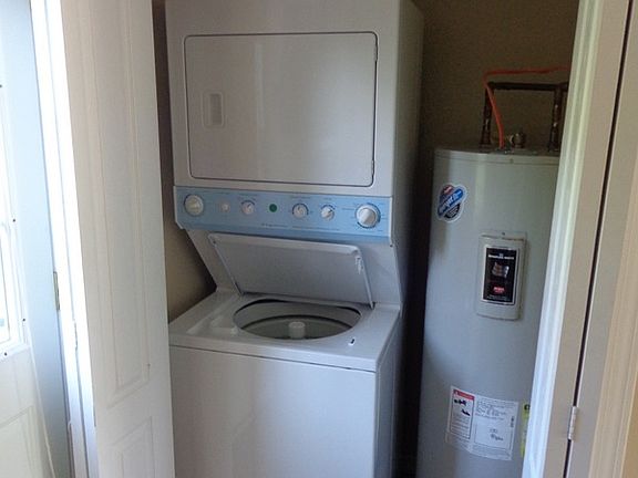 5th image of 820 Oak Arbor Ct APT C