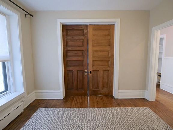 3rd image of 1707 N North Park Ave Floor At1