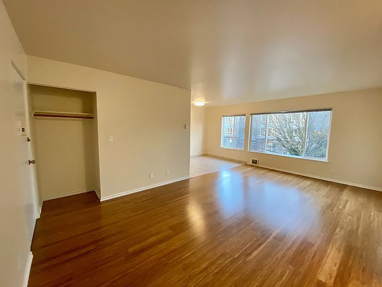 509 Apartments — Photo 3