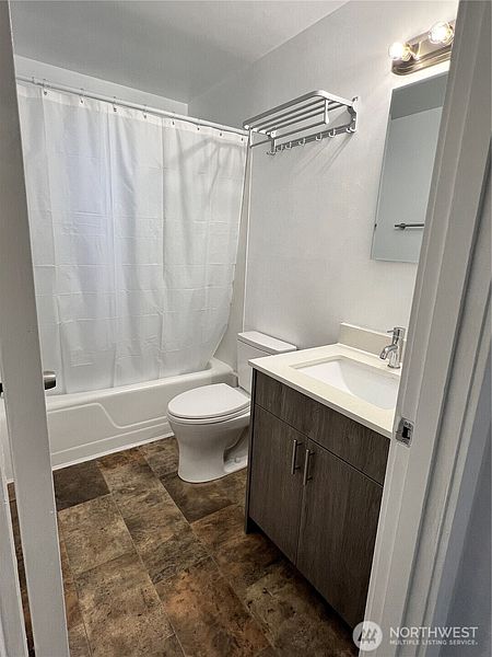5th image of 12317 35th Avenue NE