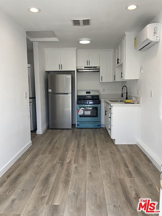 1st image of 6627 Kraft Ave #1/2