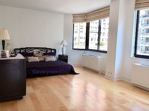 4th image of 200-210 E 65th St #8D