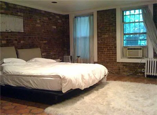 Rented by Corbett & Dullea Realty | media 15