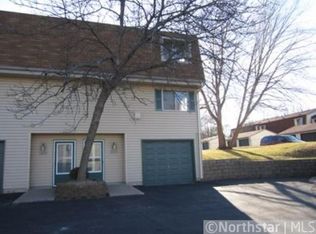 2310 Londin Ct, Maplewood, MN 55119
