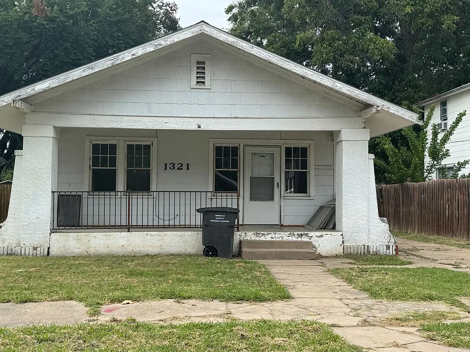1321 S Keeler Ave