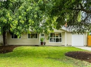 8505 SE Owen Dr, Happy Valley, OR 97086