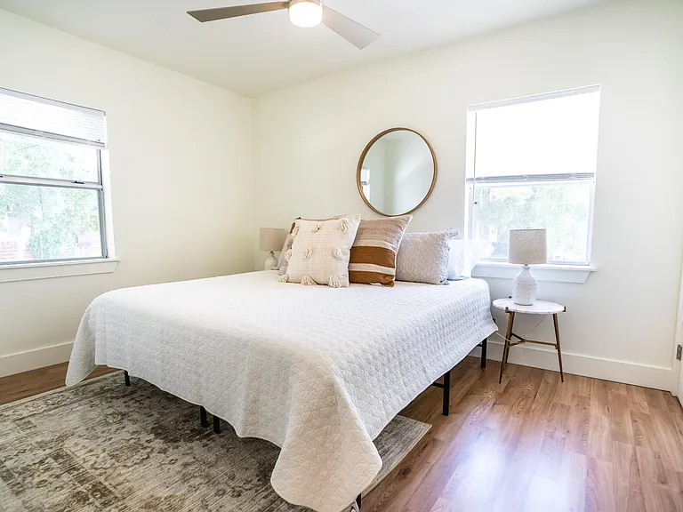 2160 Riverside Ave #3 — Photo 9