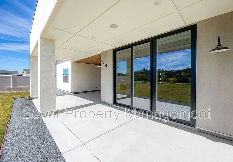 32195 Daybrook Ter — Photo 44