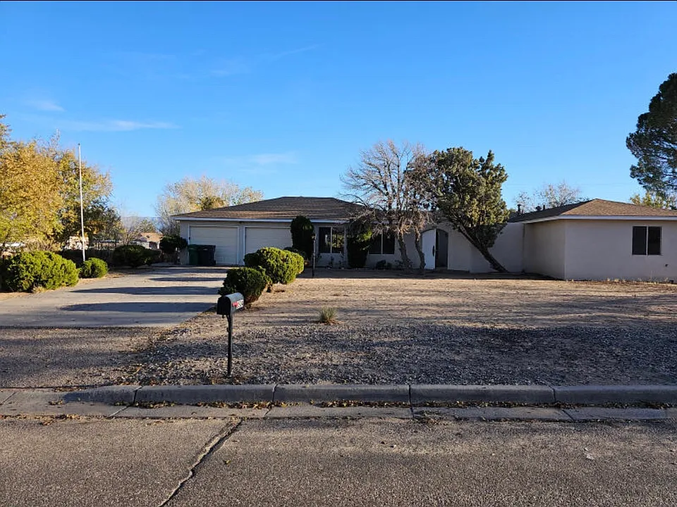 3504 34th Cir SE