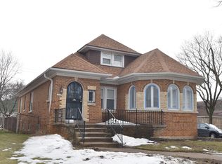 2802 N 55th St, Milwaukee, WI 53210