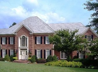 5309 Fox Ridge Rd, Roanoke, VA 24018