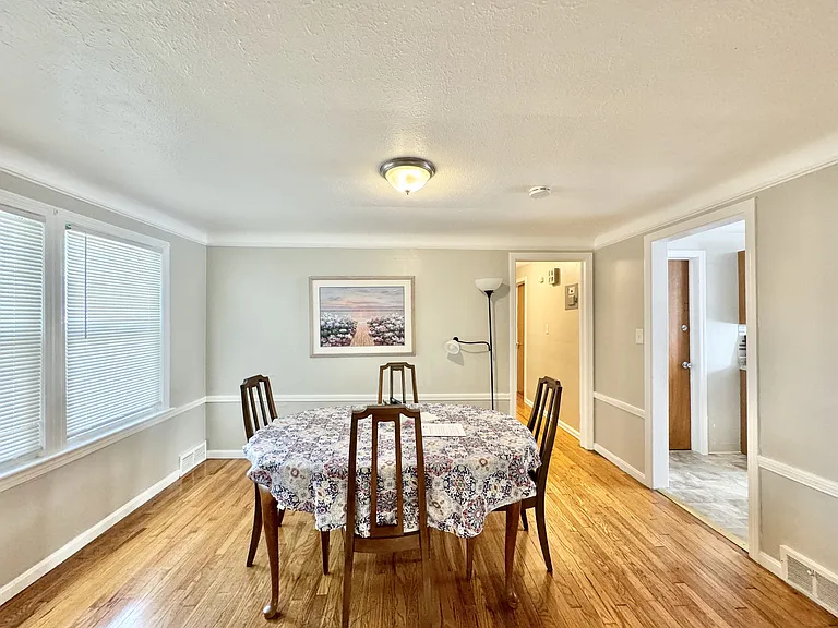 13710 Cedar Rd #2 — Photo 7