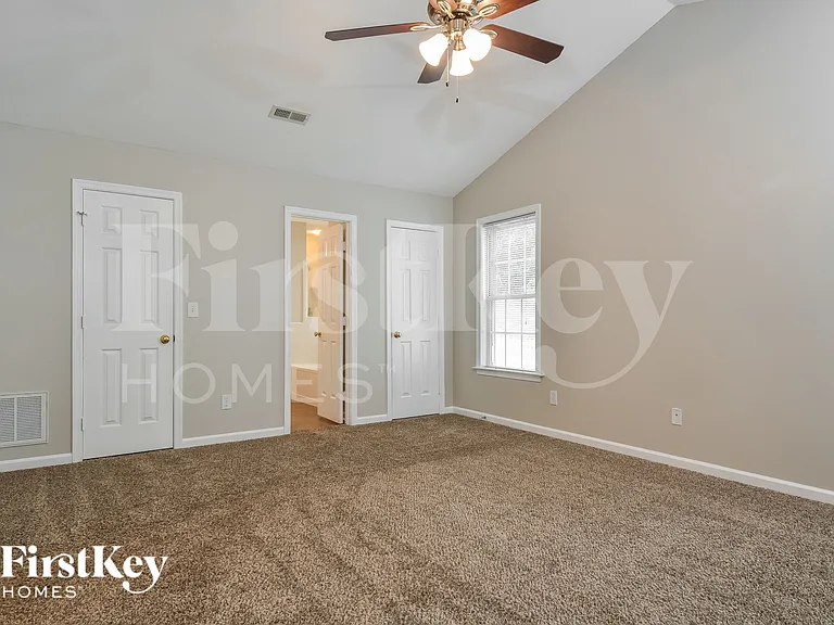 3508 Bent Trace Dr — Photo 9