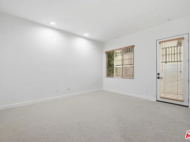 10913 Whipple St #105 — Photo 20