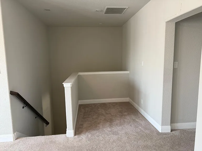8533 Pine Valley Dr — Photo 38