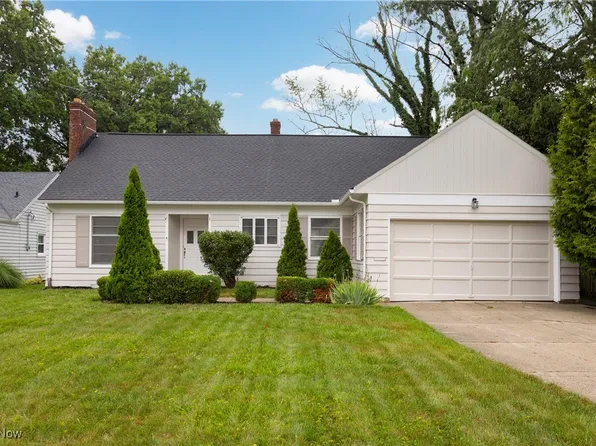 18640 Inglewood Ave, Rocky River, OH 44116