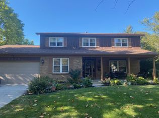 2120 Nobleshire Rd, Columbus, OH 43229