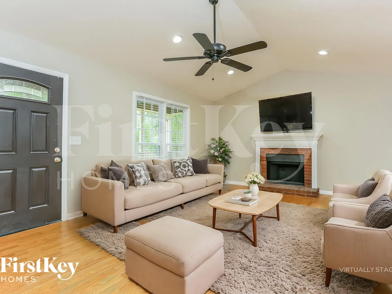 4 bed, 2.0 bath, 1491 sqft, $1,805 — Photo 3