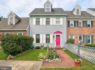 34 Pheasant Ln, Lititz, PA 17543