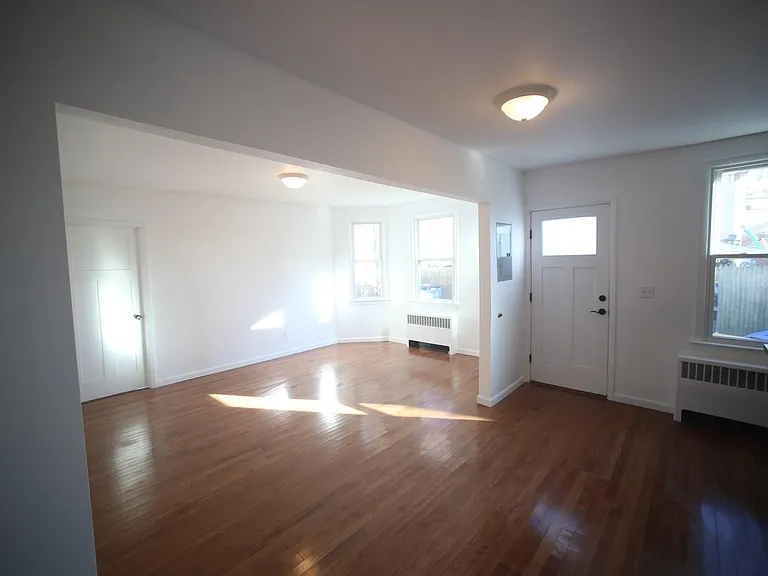 15 Prospect St #1 — Photo 4
