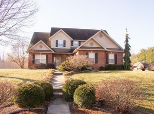 282 Kaywood Ln, Jasper, IN 47546