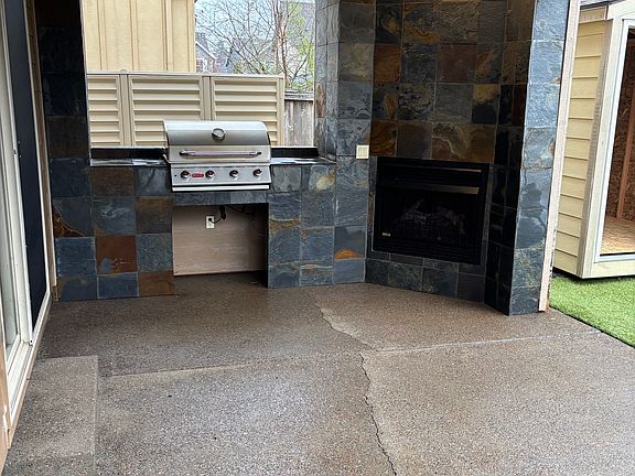 2nd image of 12624 Villard Pl