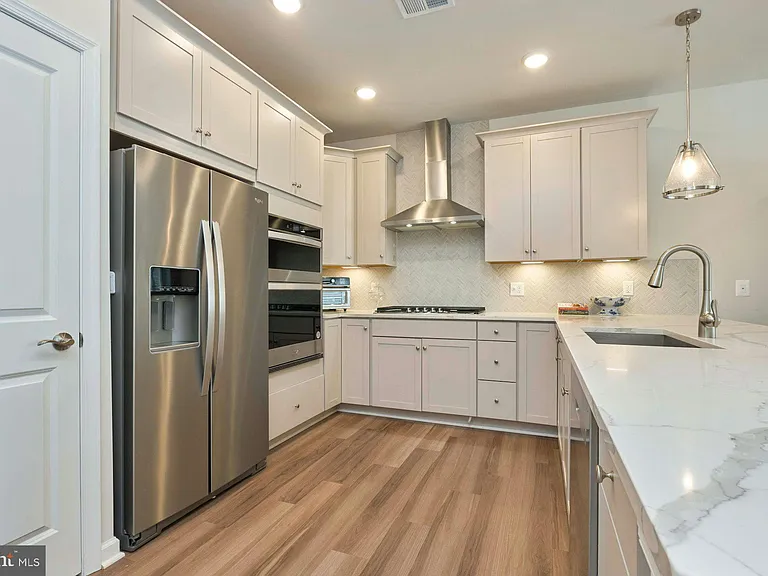15563 Blue Lotus Ln — Photo 12