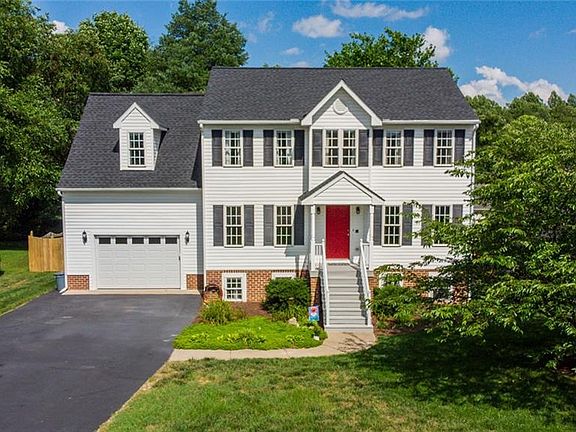 3rd image of 8198 Horsham Dr